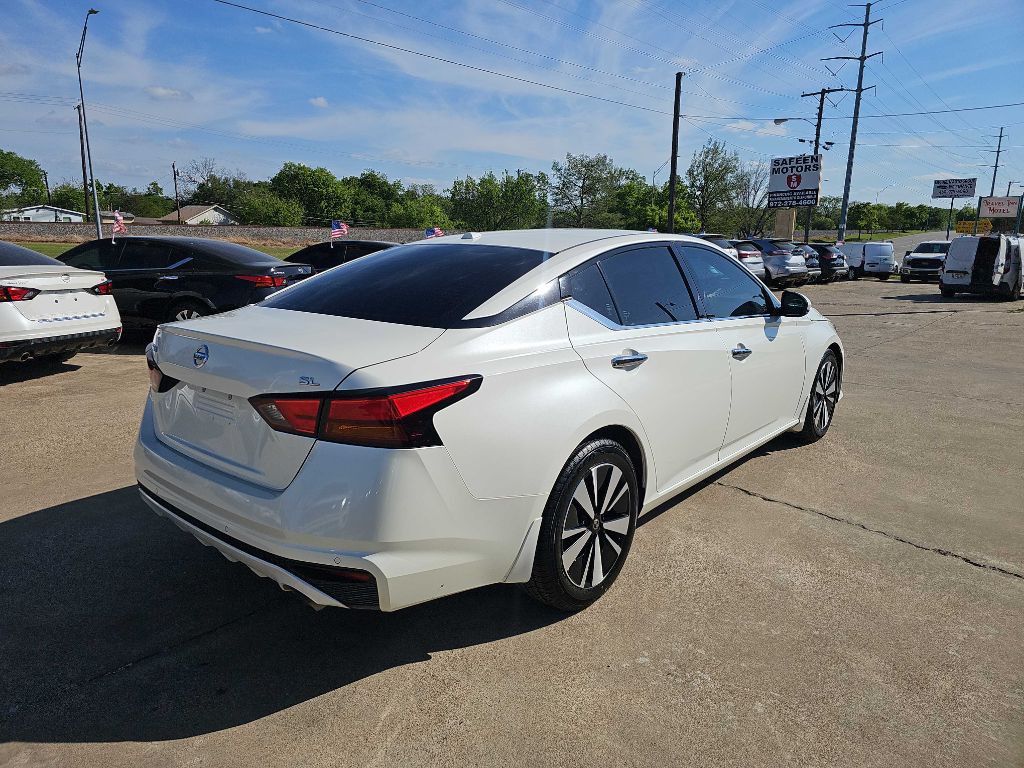 2020 Nissan Altima Image 3