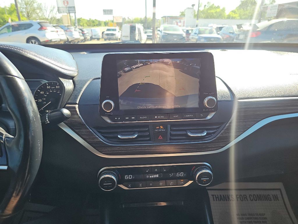 2020 Nissan Altima Image 26