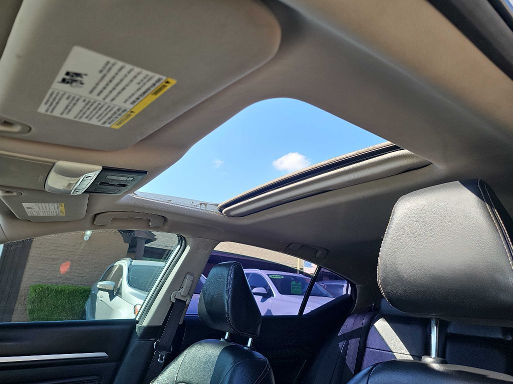 2020 Nissan Altima Image 34