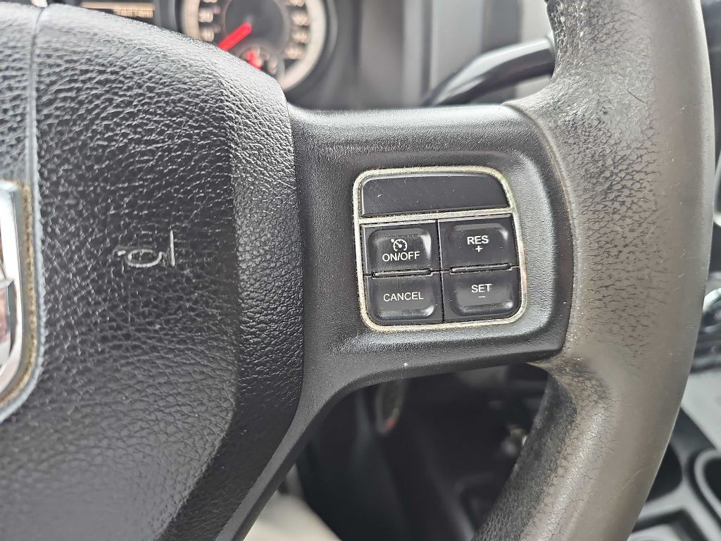 2015 RAM 2500 Image 27