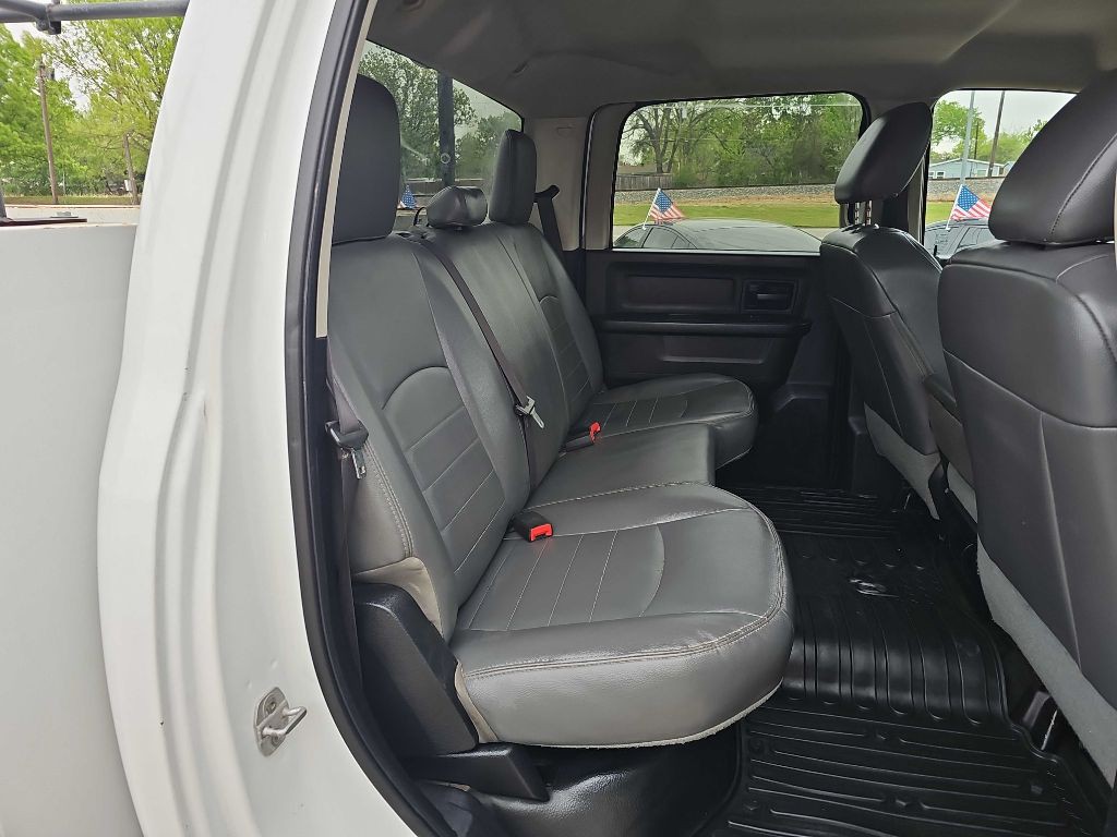 2015 RAM 2500 Image 36