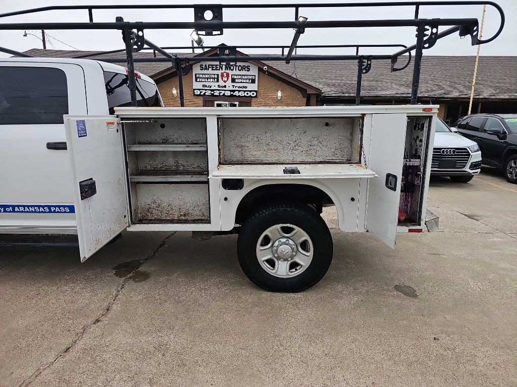 2015 RAM 2500 Image 40