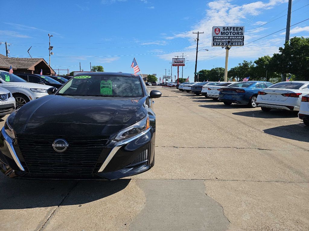 2024 Nissan Altima Image 9