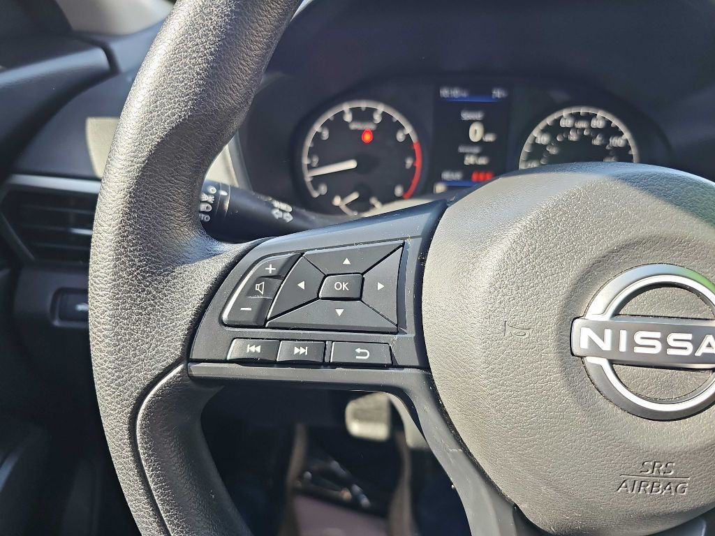 2024 Nissan Altima Image 24