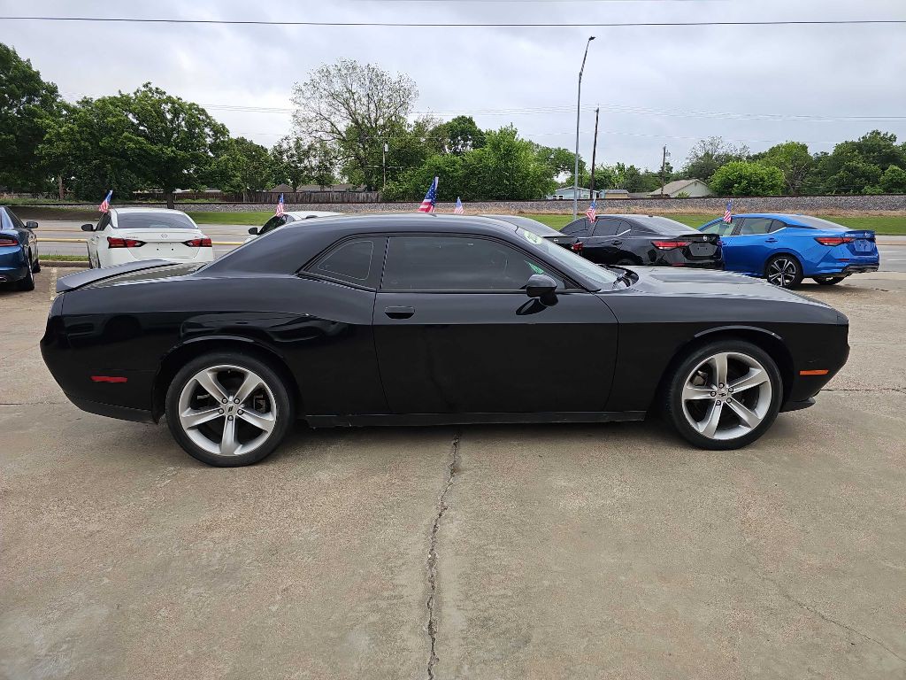 2022 Dodge Challenger Image 4