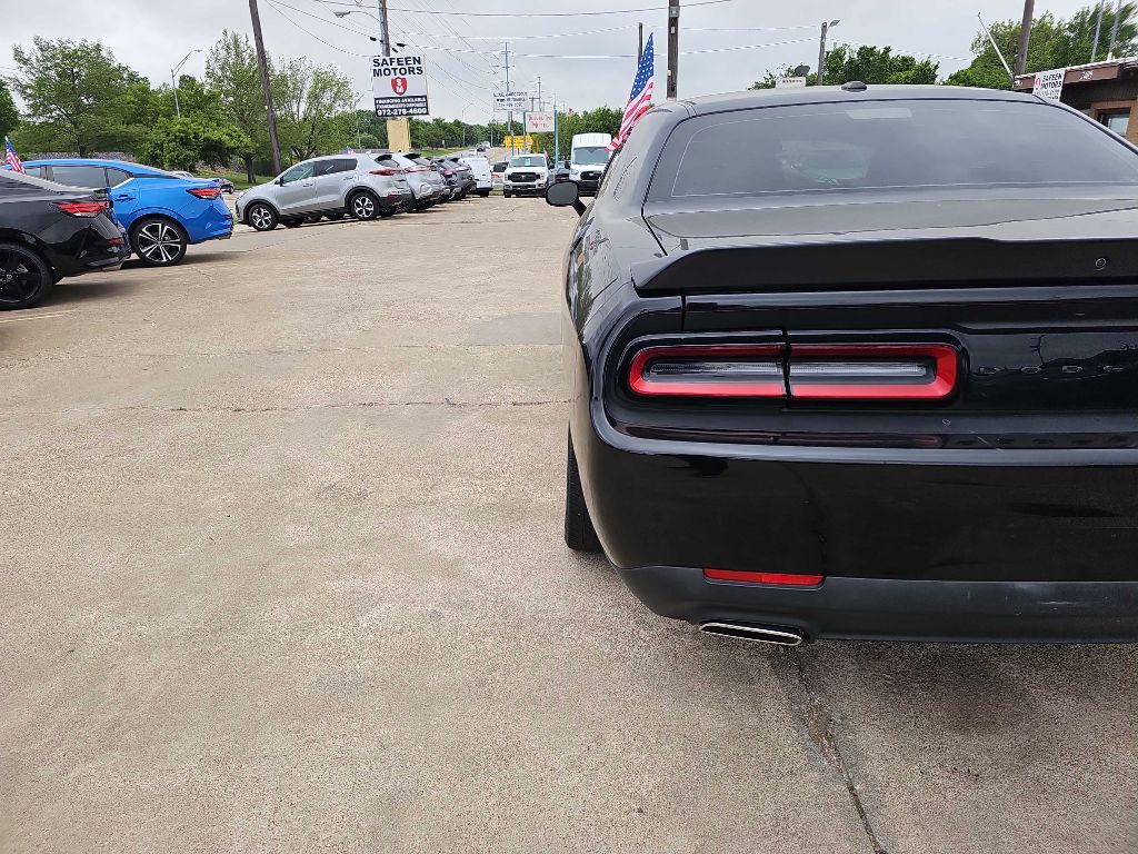 2022 Dodge Challenger Image 7