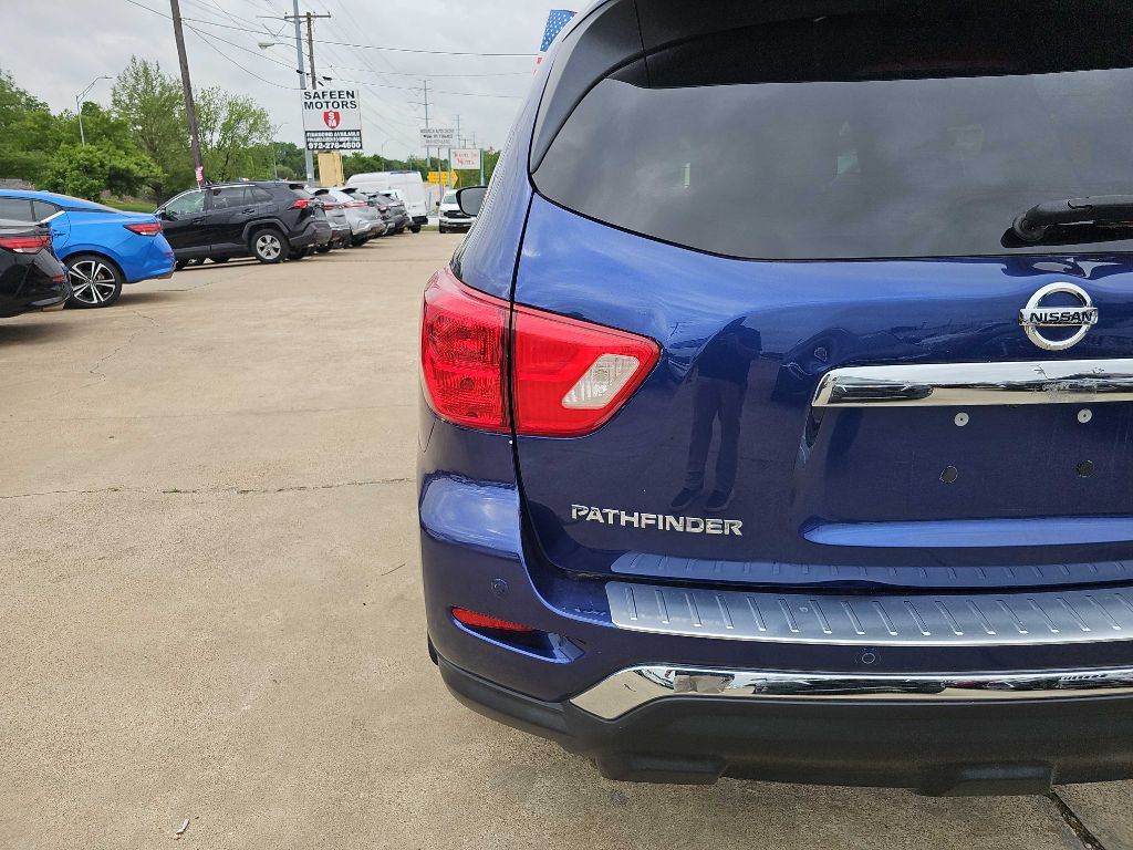 2020 Nissan Pathfinder Image 10