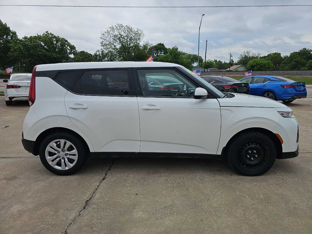 2022 Kia Soul Image 5