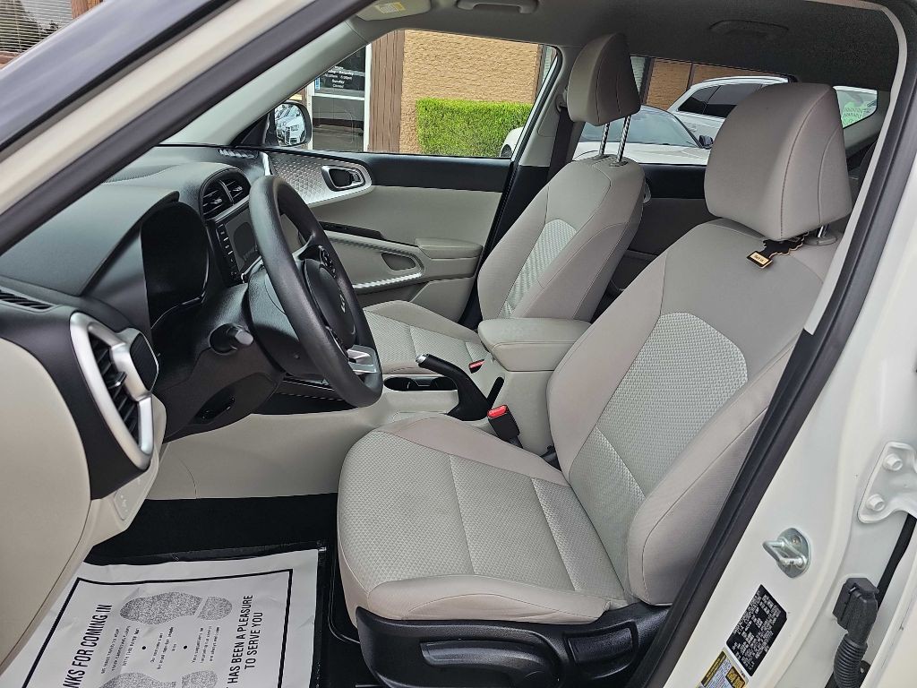 2022 Kia Soul Image 14