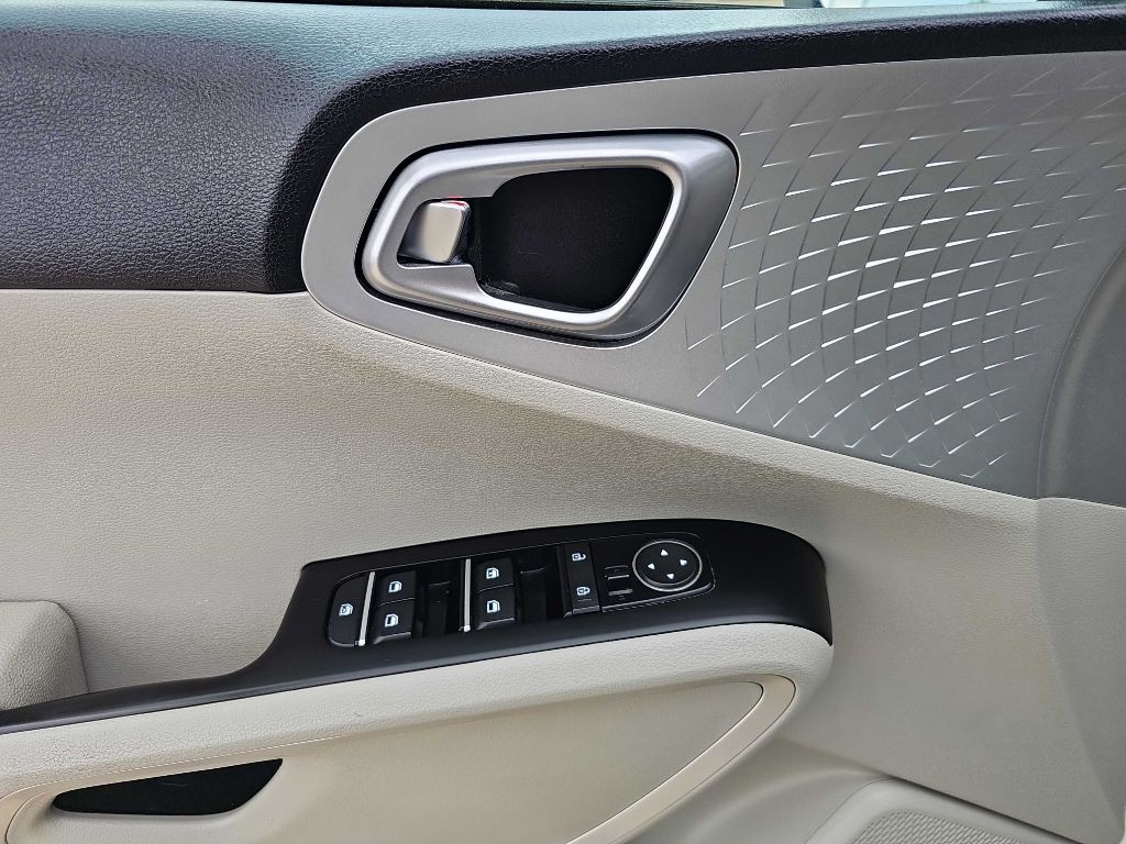 2022 Kia Soul Image 21