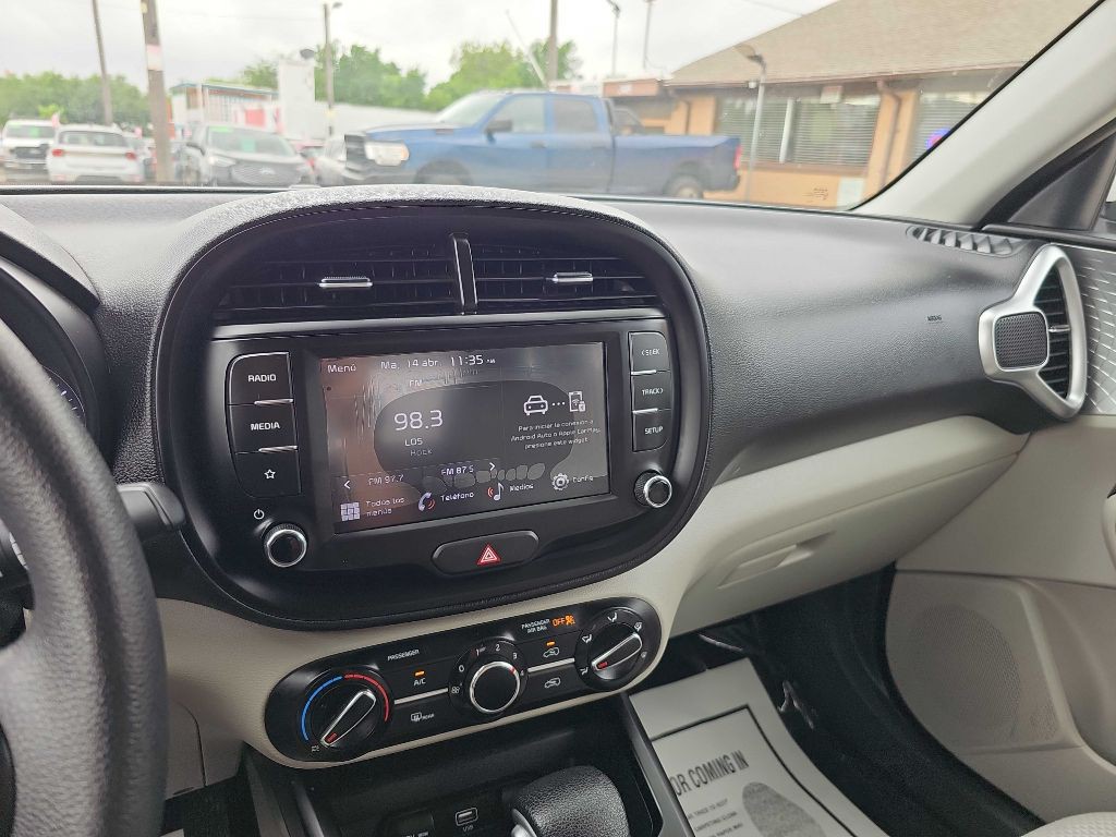 2022 Kia Soul Image 27
