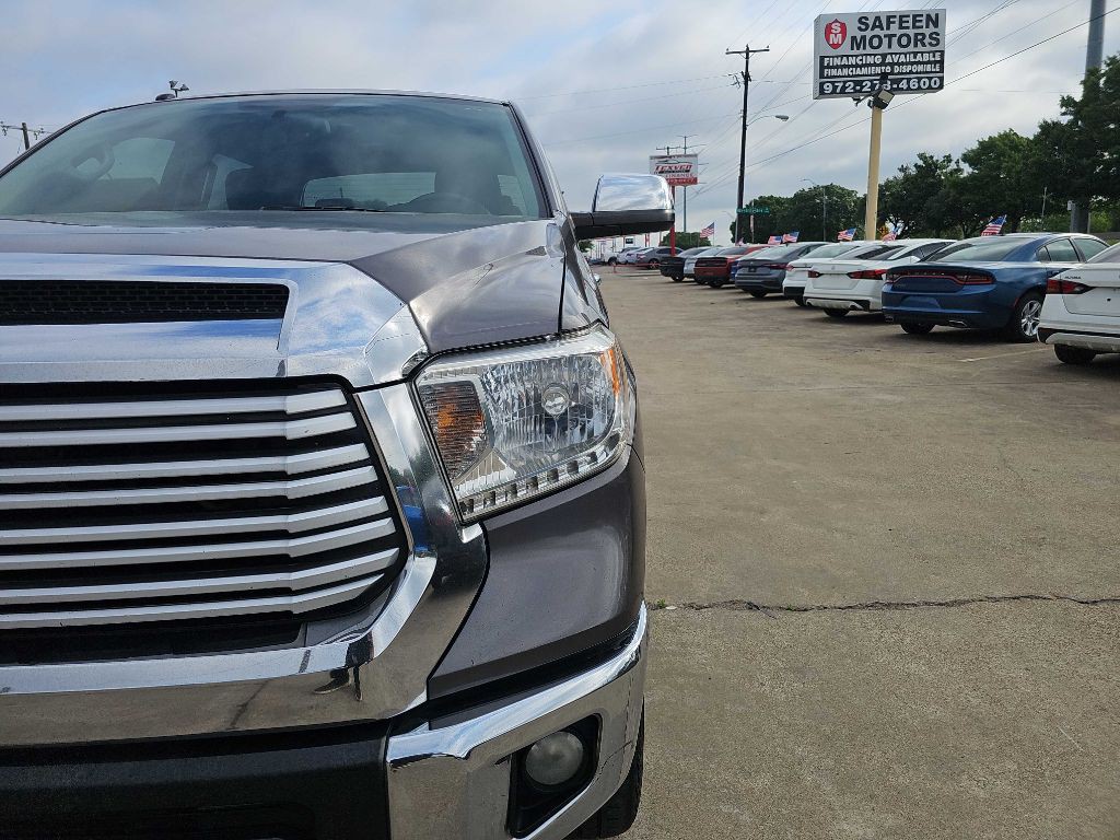 2015 Toyota Tundra Image 9