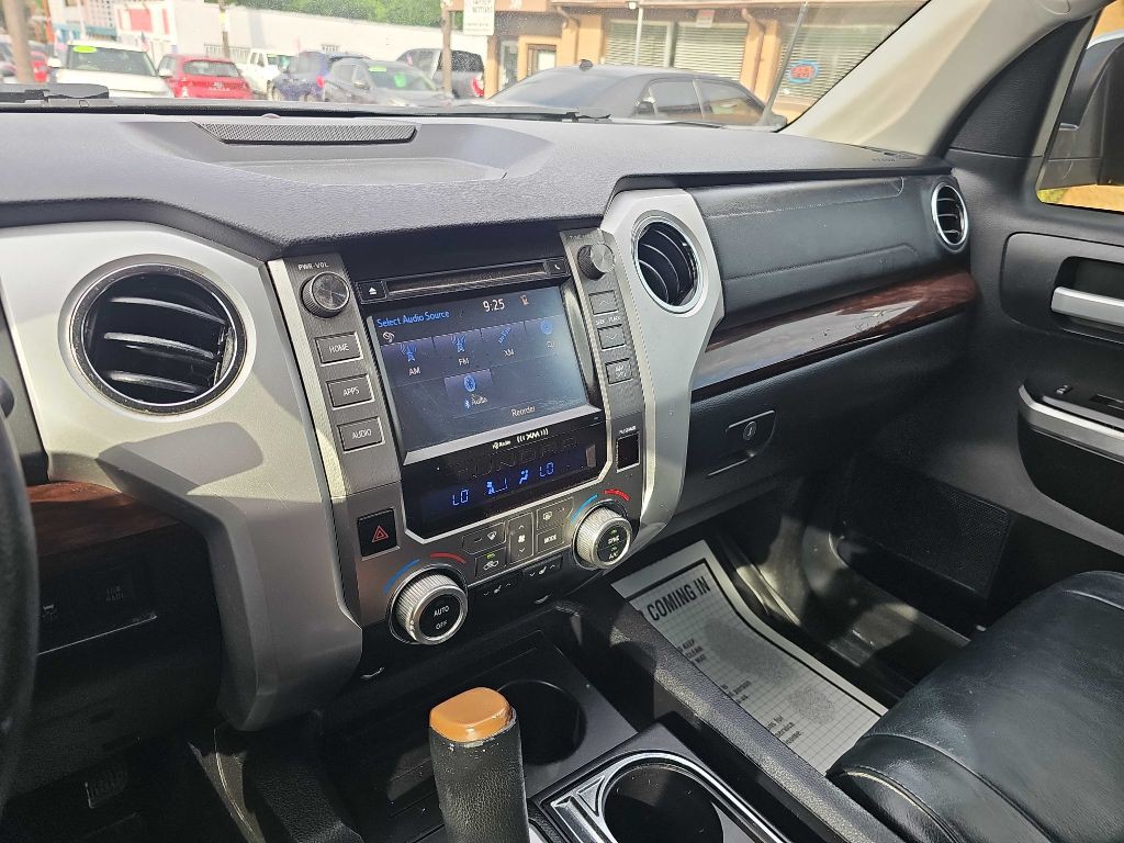 2015 Toyota Tundra Image 26