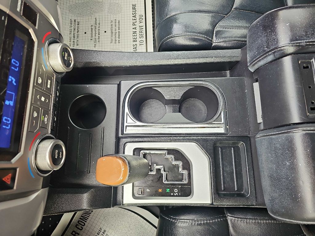 2015 Toyota Tundra Image 28