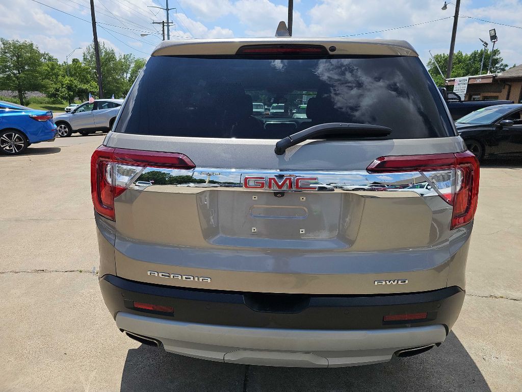 2022 GMC Acadia Image 4