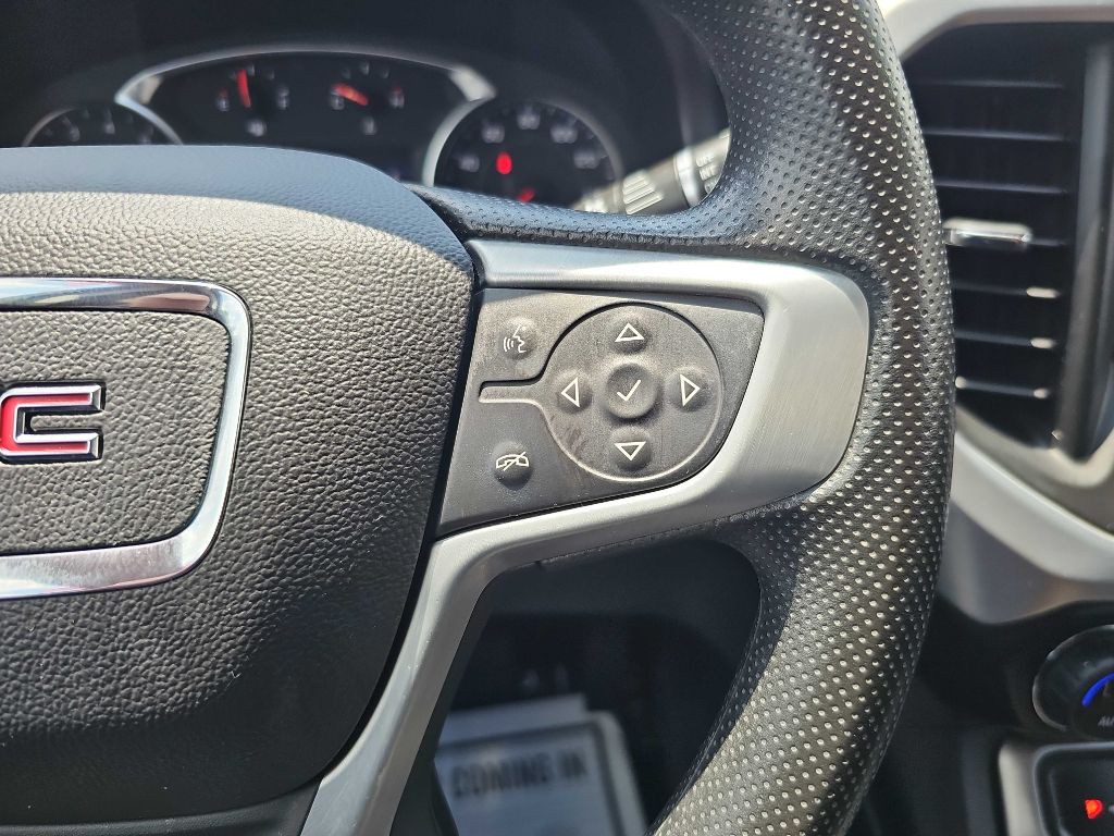 2022 GMC Acadia Image 26