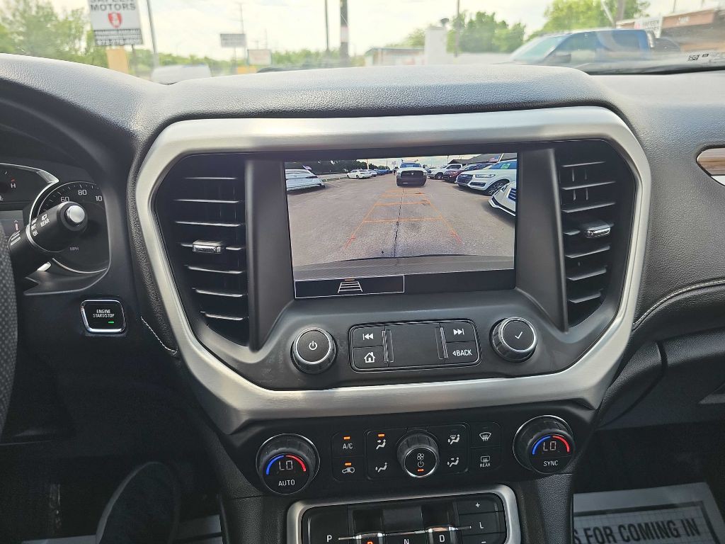 2022 GMC Acadia Image 27