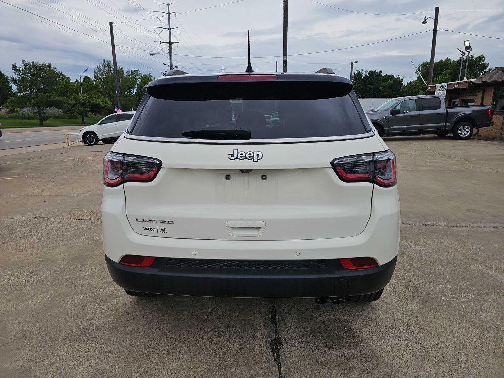2018 Jeep Compass Image 2