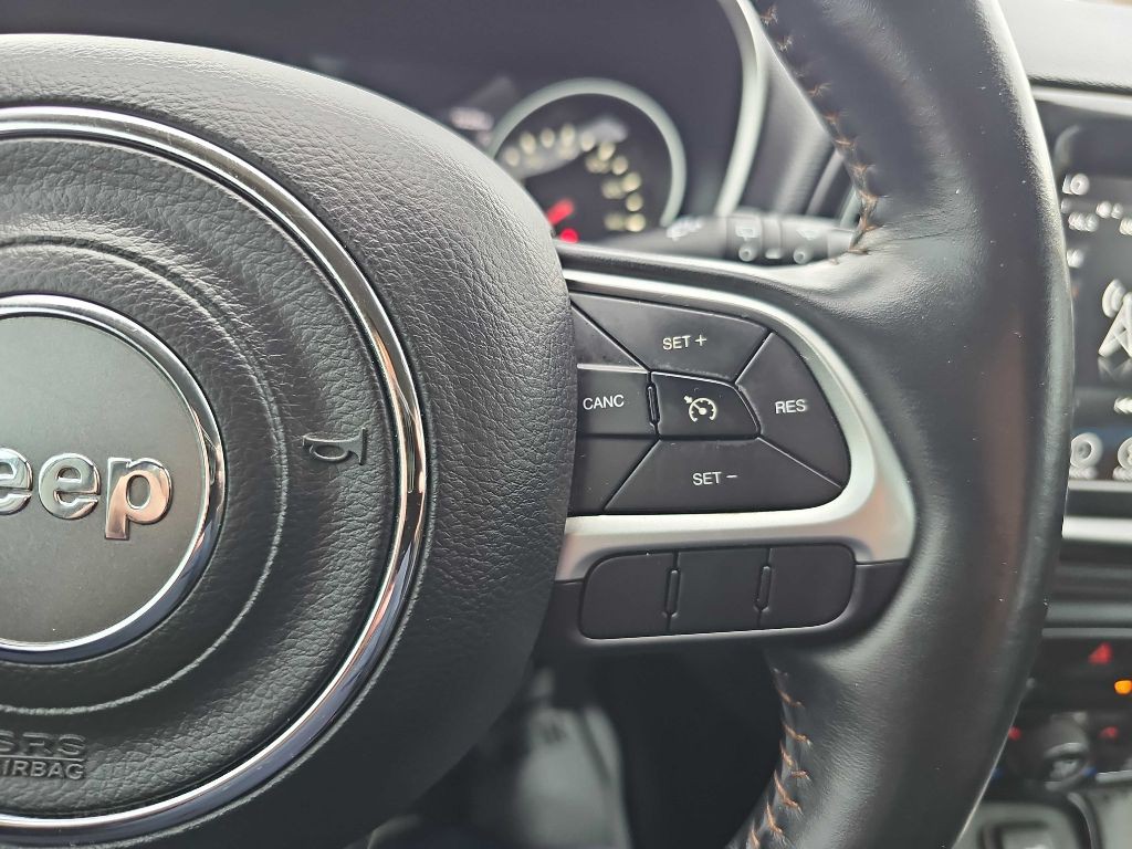 2018 Jeep Compass Image 24