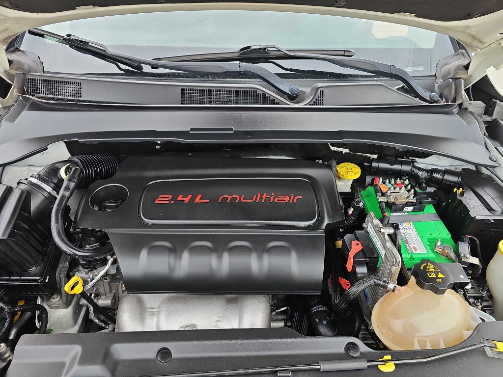 2018 Jeep Compass Image 35