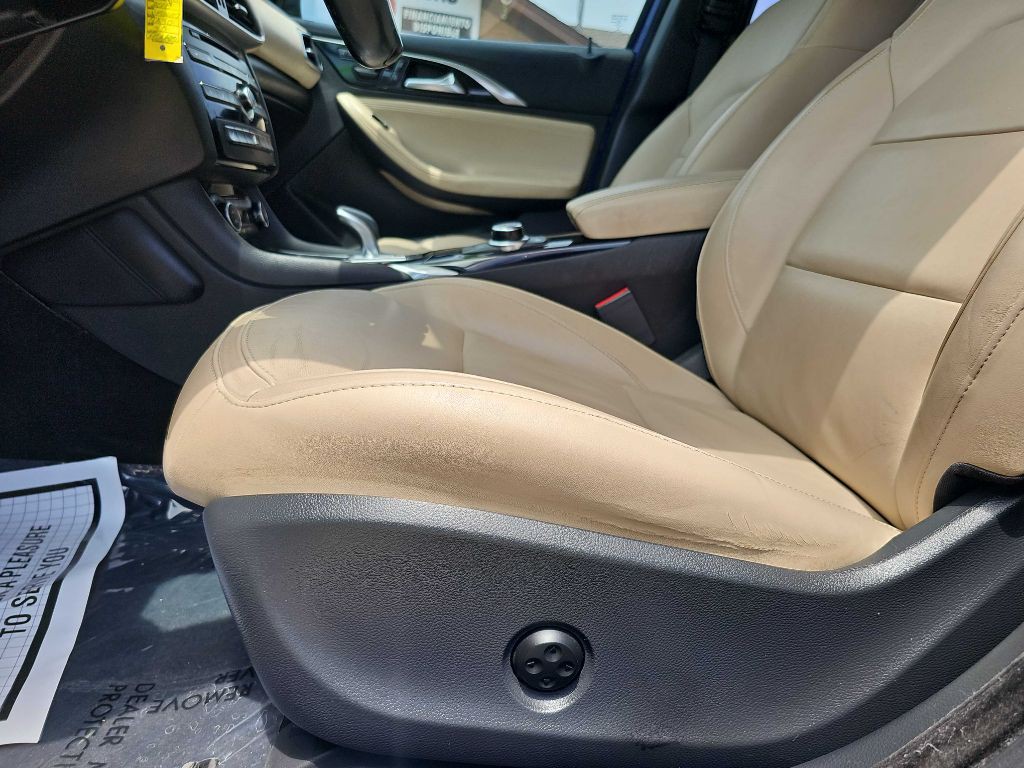 2018 INFINITI QX30 Image 20
