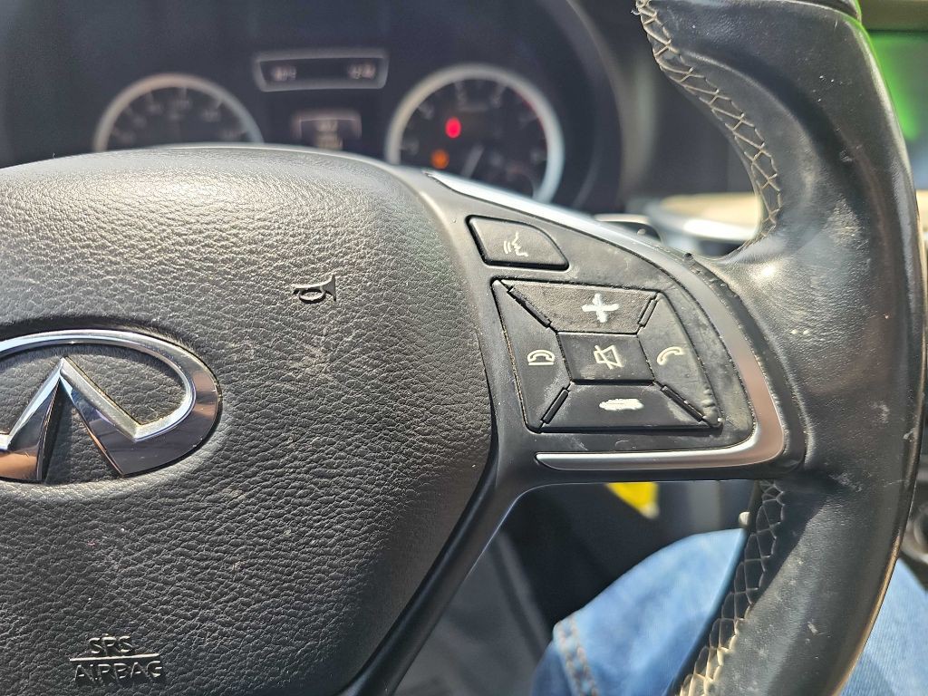 2018 INFINITI QX30 Image 23