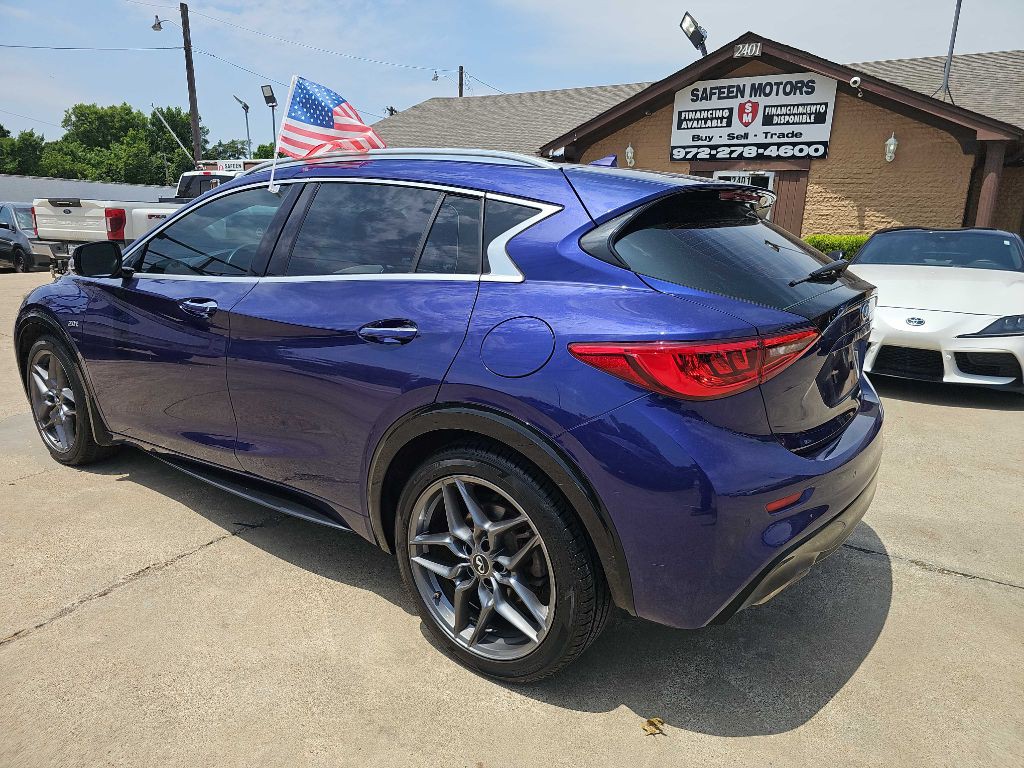 2018 INFINITI QX30 Image 4
