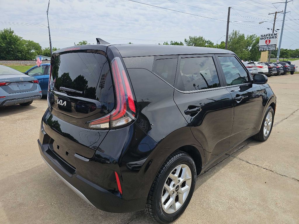 2023 Kia Soul Image 3
