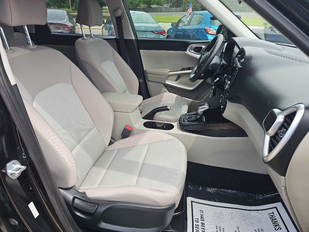 2023 Kia Soul Image 19