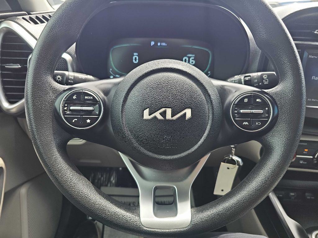 2023 Kia Soul Image 21