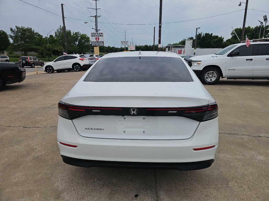 2023 Honda Accord Image 5