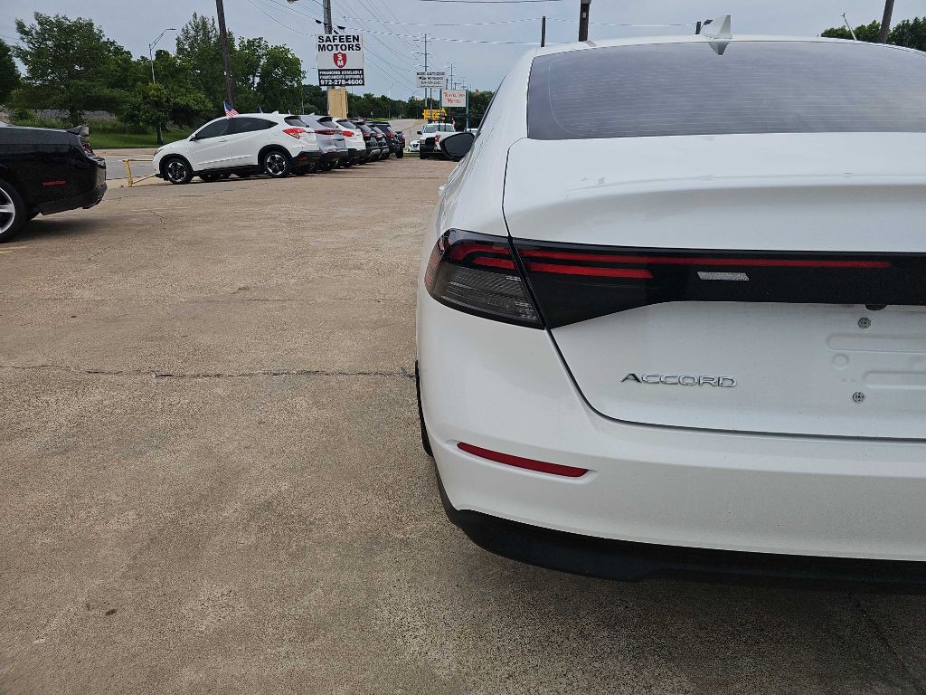 2023 Honda Accord Image 9
