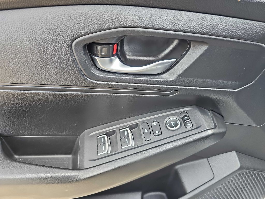 2023 Honda Accord Image 35