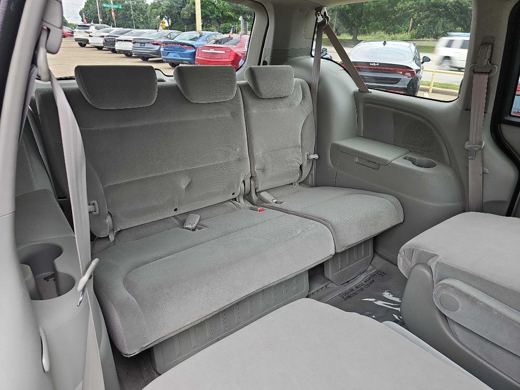 2008 Honda Odyssey Image 18