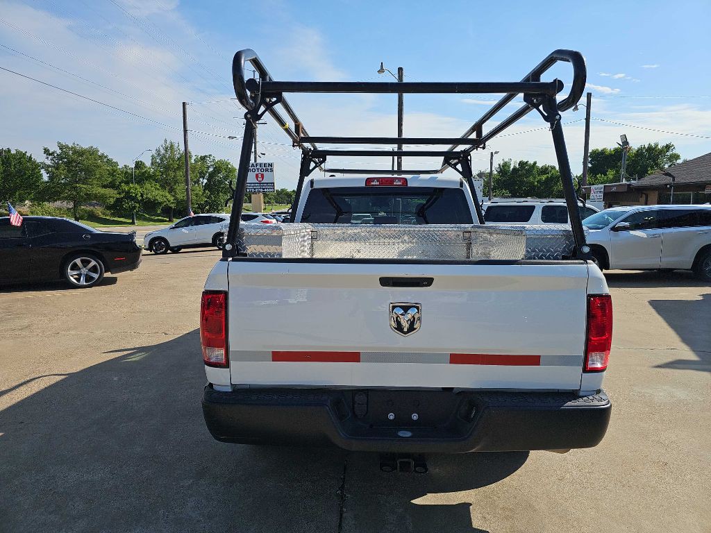2023 RAM 1500 Image 3