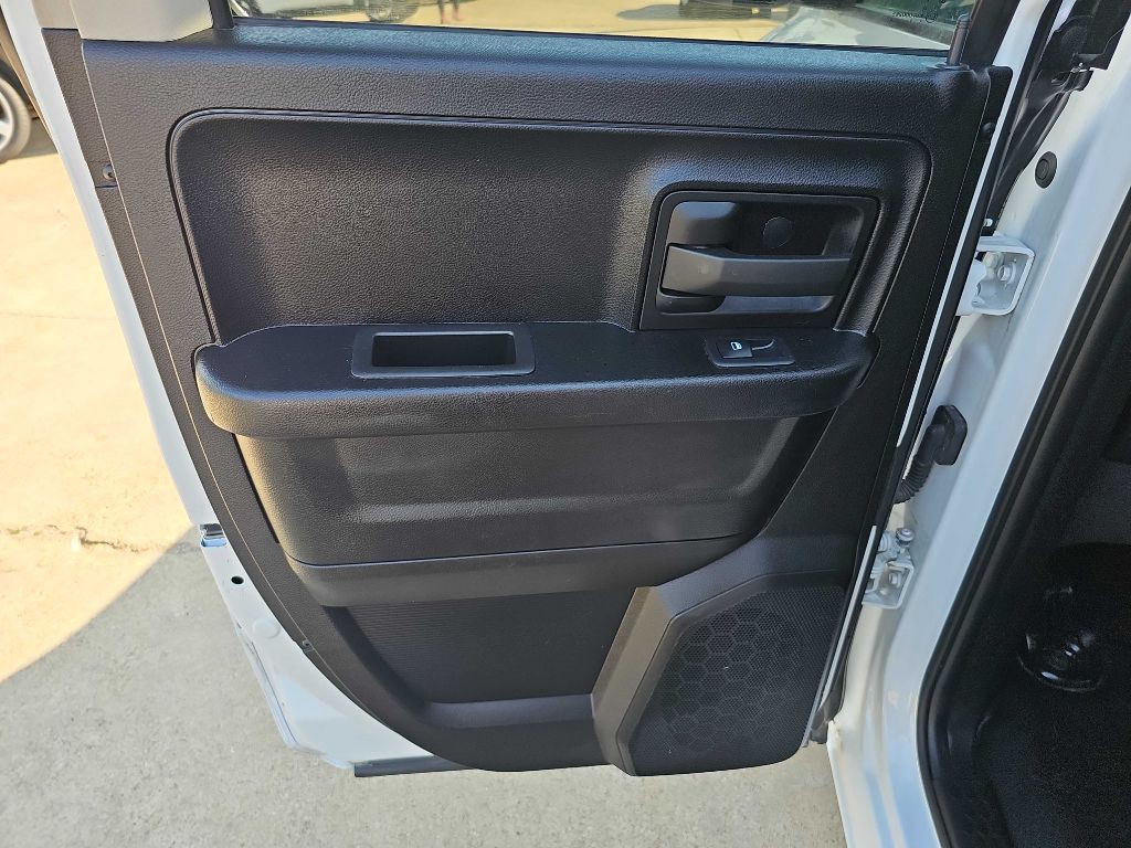 2023 RAM 1500 Image 12