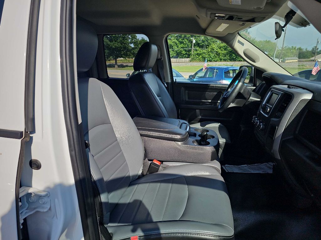 2023 RAM 1500 Image 16