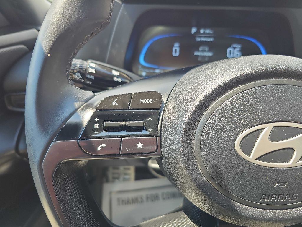 2025 Hyundai Elantra Image 21
