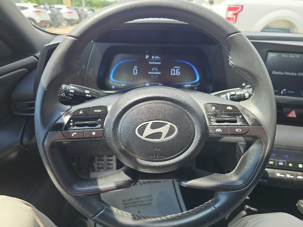 2025 Hyundai Elantra Image 23