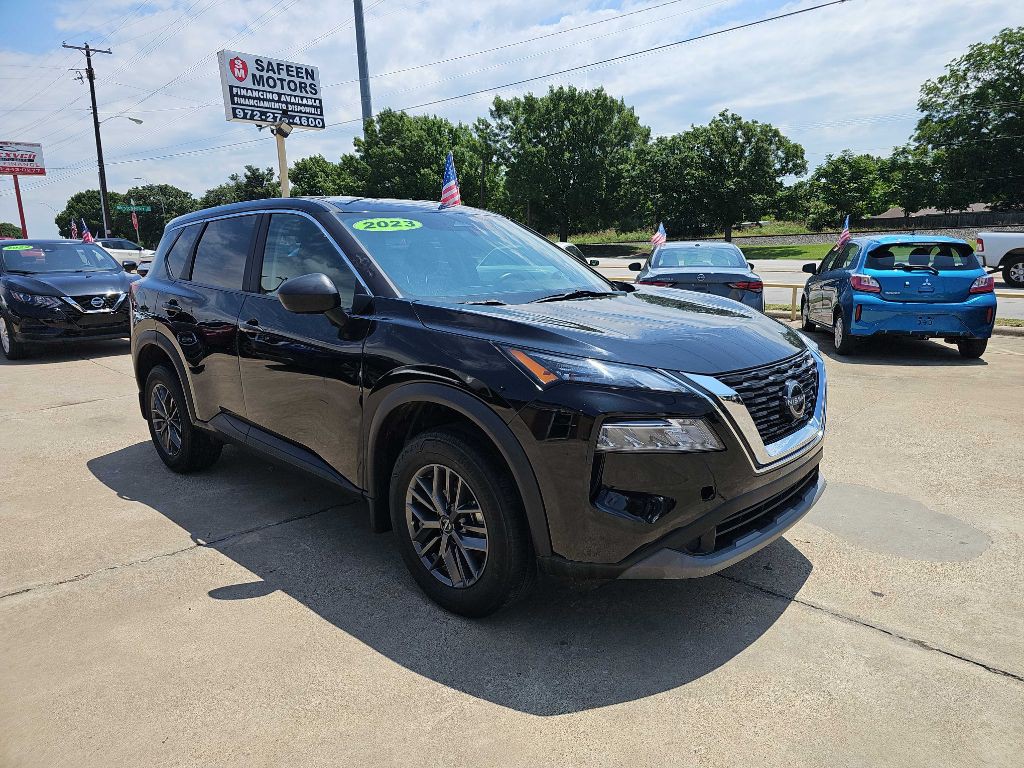 2023 Nissan Rogue Image 1