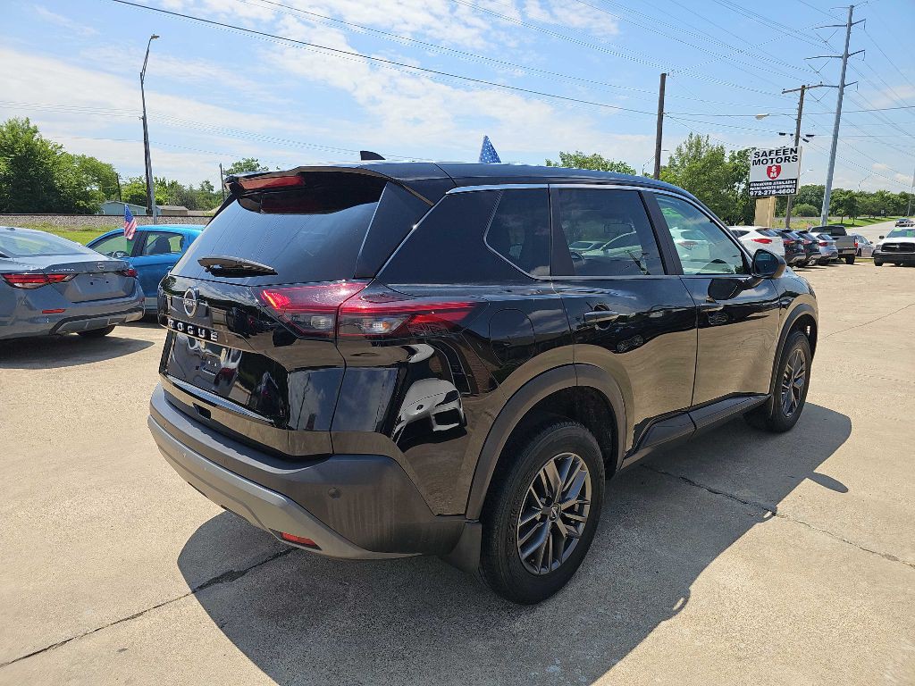 2023 Nissan Rogue Image 3