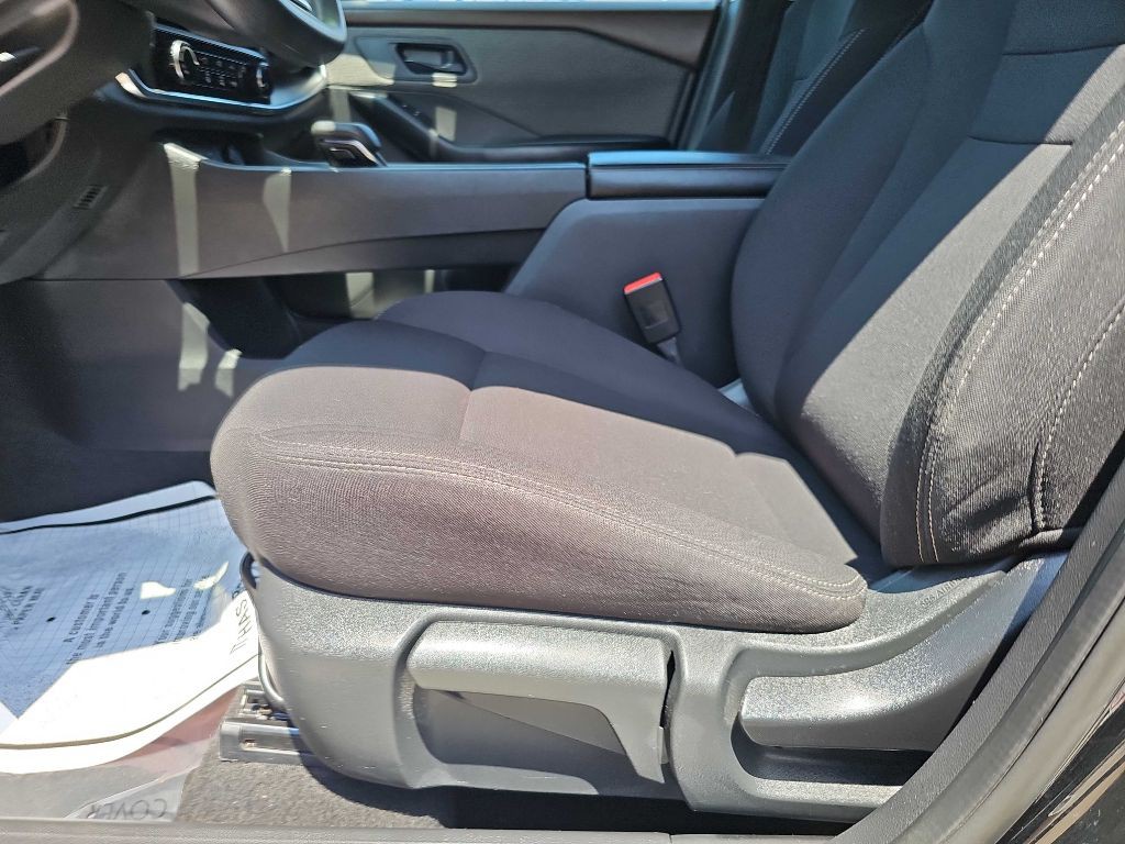 2023 Nissan Rogue Image 20