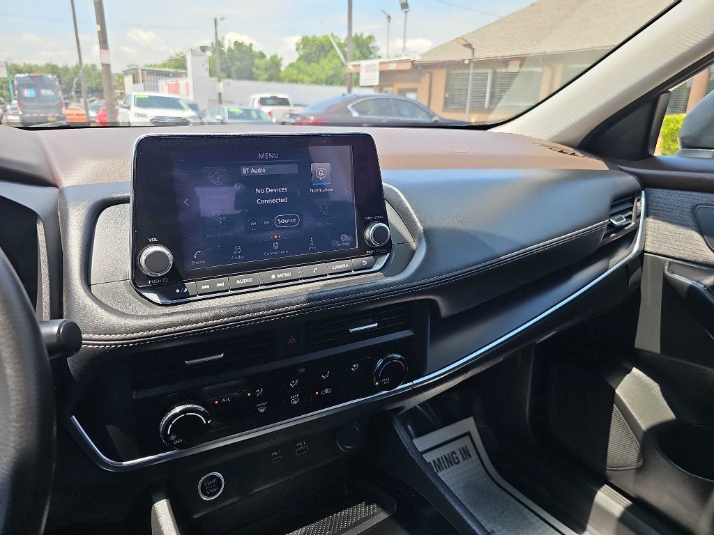 2023 Nissan Rogue Image 25