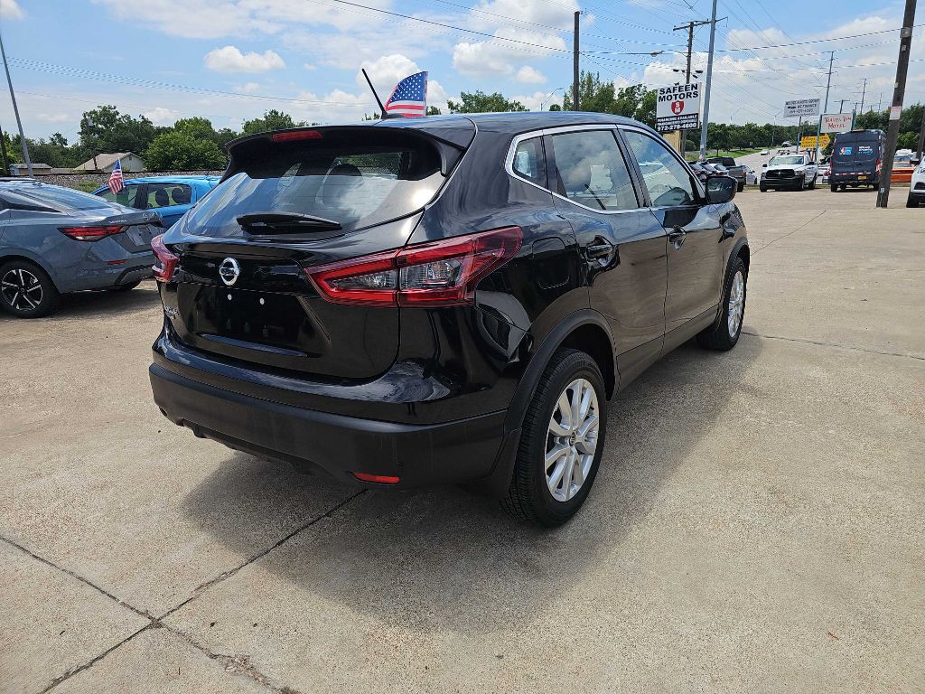 2022 Nissan Rogue Image 3