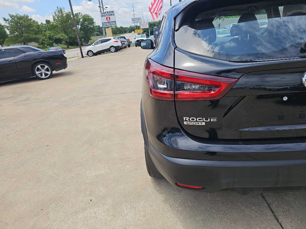 2022 Nissan Rogue Image 9
