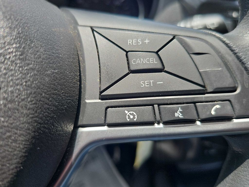 2022 Nissan Rogue Image 24