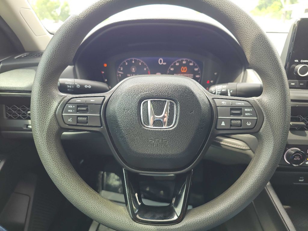 2025 Honda Accord Image 21