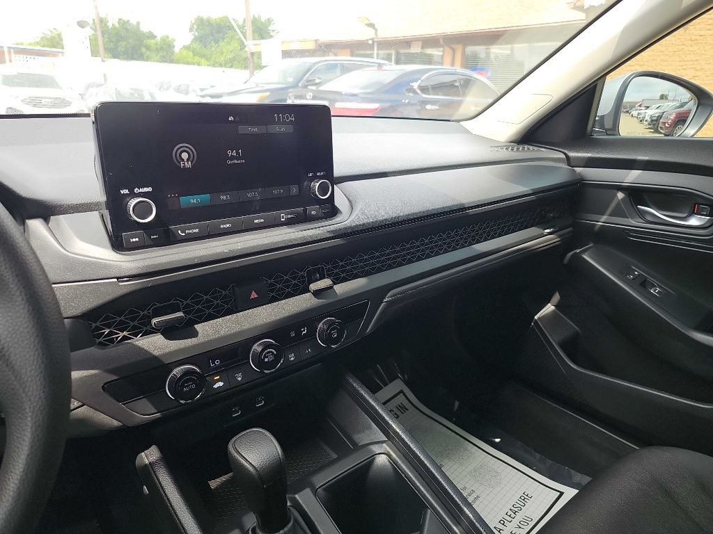 2025 Honda Accord Image 26