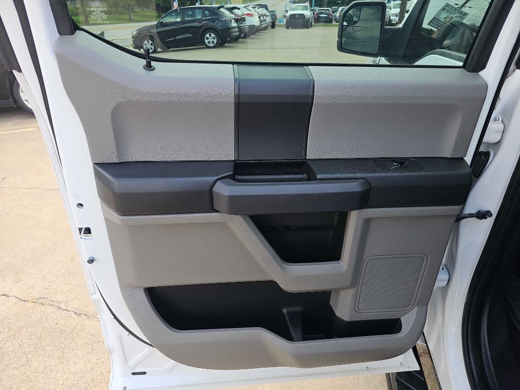 2016 Ford F-150 Image 16