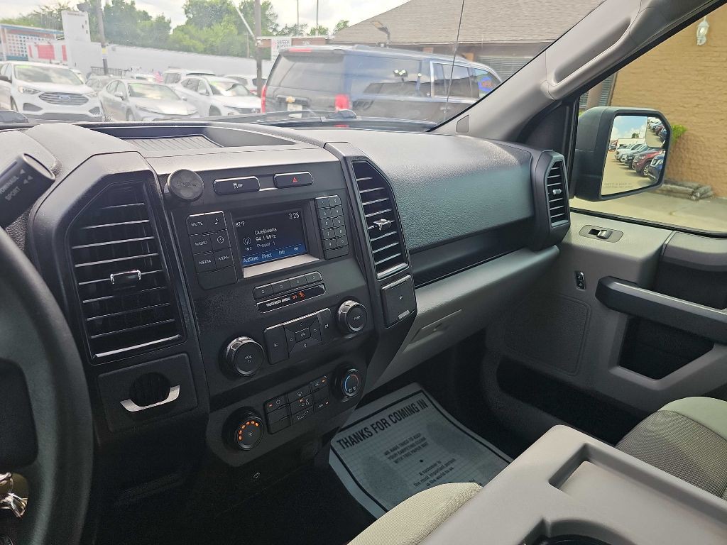 2016 Ford F-150 Image 25